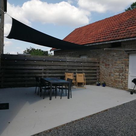 Maison Jullouville au calme Extérieur photo